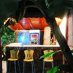 鲁纳酒店 酒店