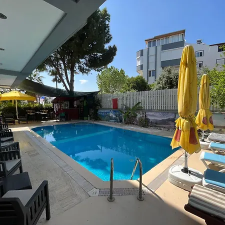 Lunay Ξενοδοχείο 3*