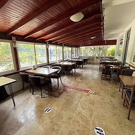 Lunay Hotel 3*