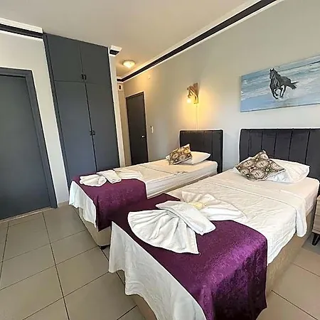 Hotel Lunay 3*