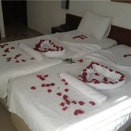 Lunay Hotel