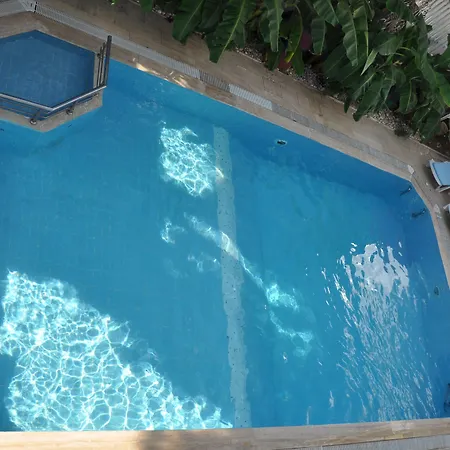 Lunay Hotel