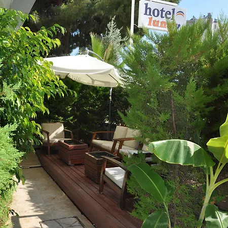 Lunay Hotel